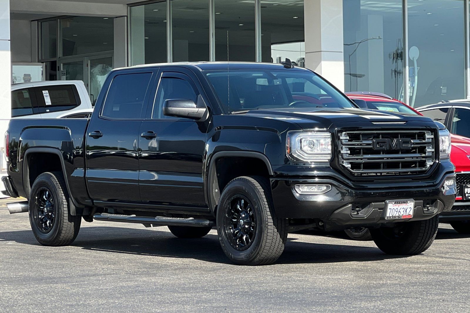 Used 2018 GMC Sierra 1500 SLT w/ All Terrain Package AWD/4WD image 2