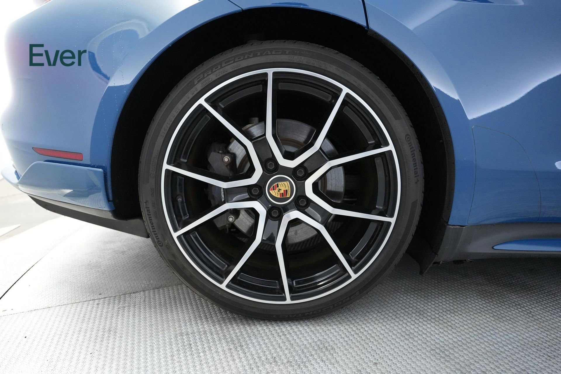 Used 2023 Porsche Taycan w/ Premium Package image 22