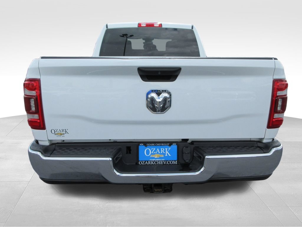Used 2024 RAM 2500 Big Horn AWD/4WD image 2