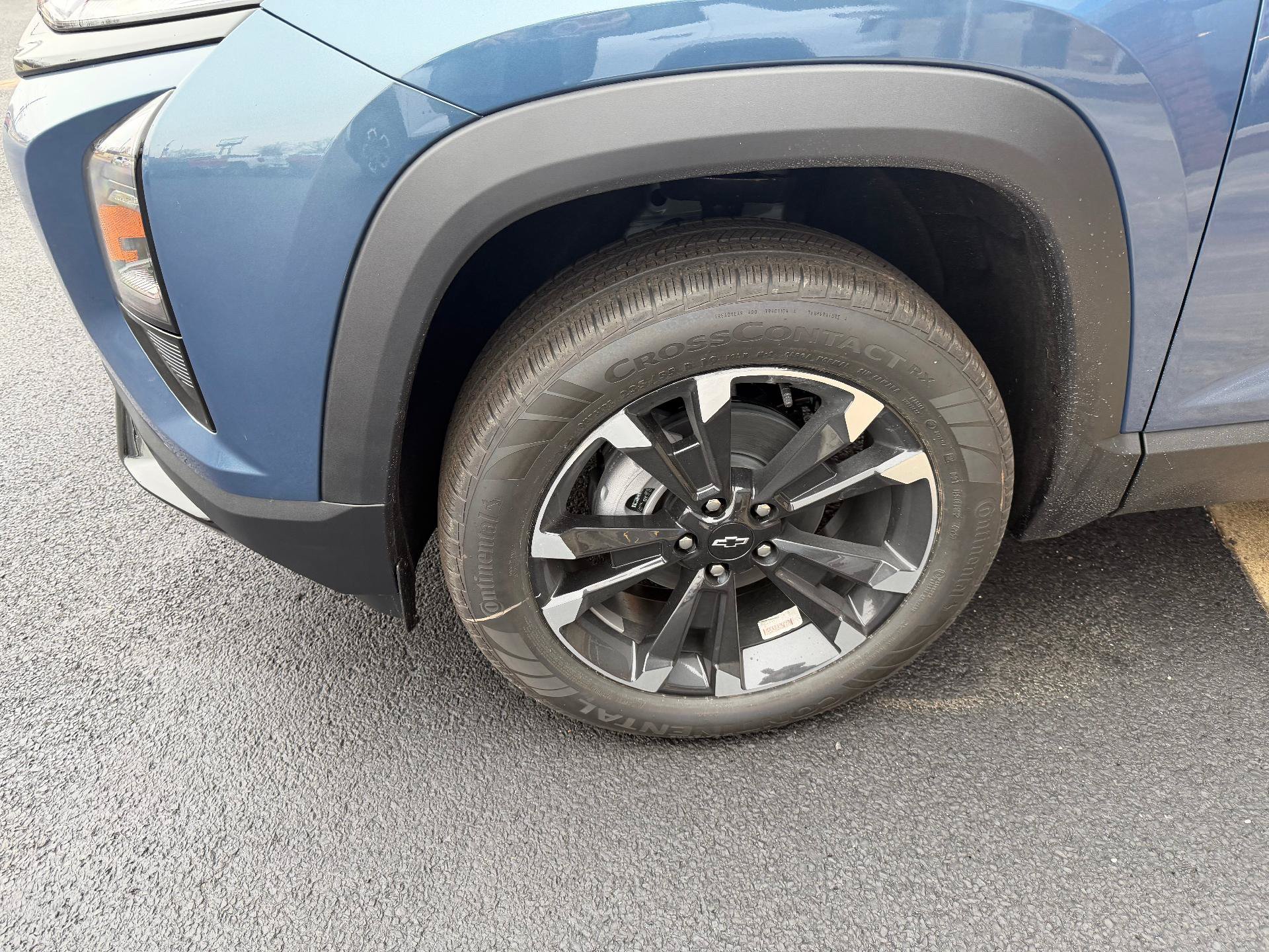 New 2026 Chevrolet Equinox RS w/ Convenience Package III FWD image 7