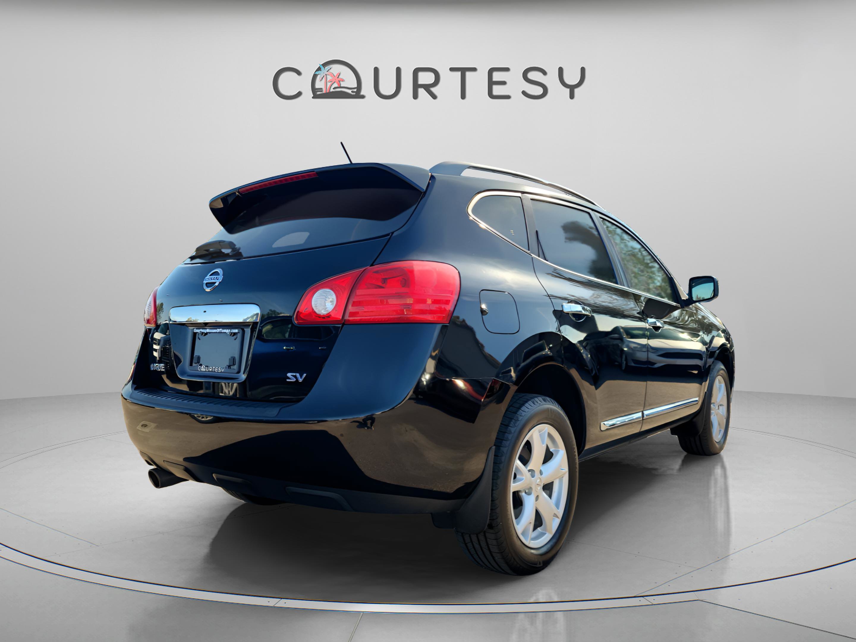 Used 2011 Nissan Rogue SV image 5