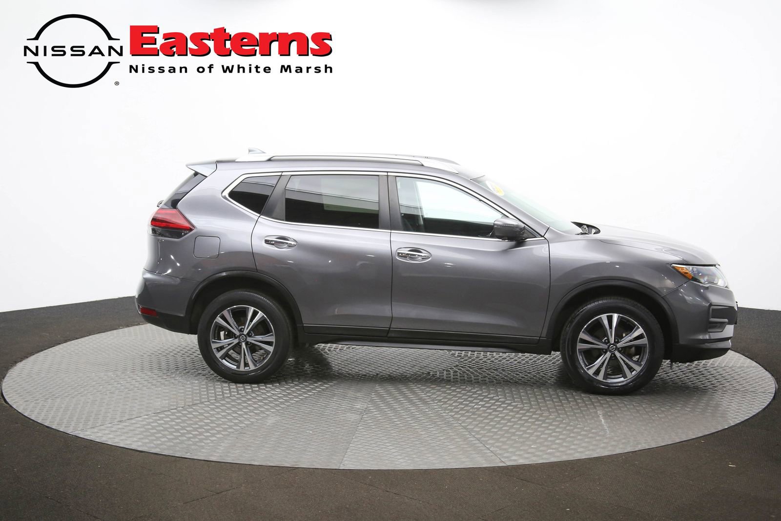 Used 2019 Nissan Rogue SV w/ Premium Package image 48