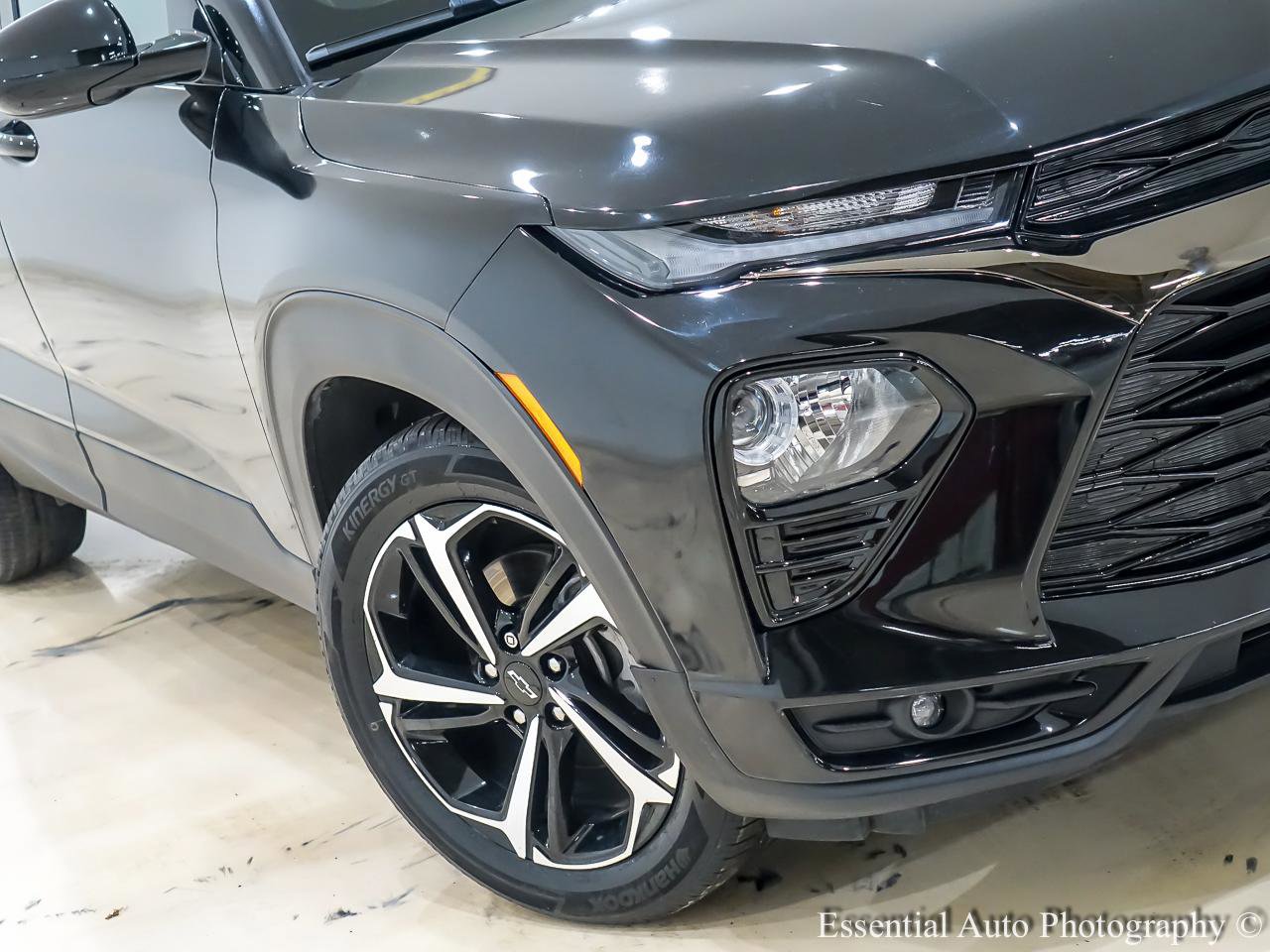 Used 2022 Chevrolet TrailBlazer RS w/ Sun and Liftgate Package image 6