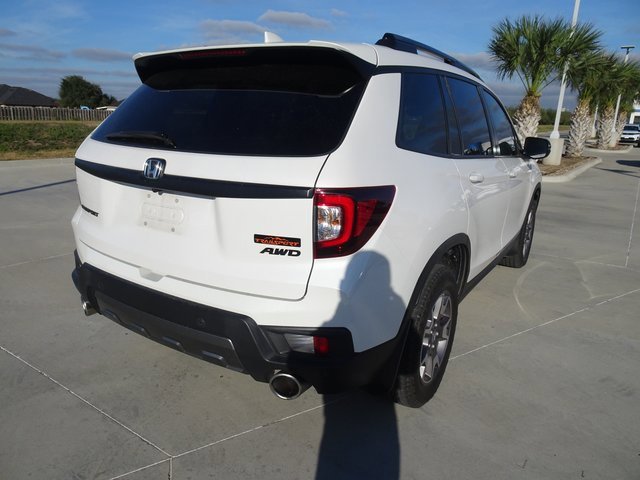 Certified 2023 Honda Passport TrailSport image 4
