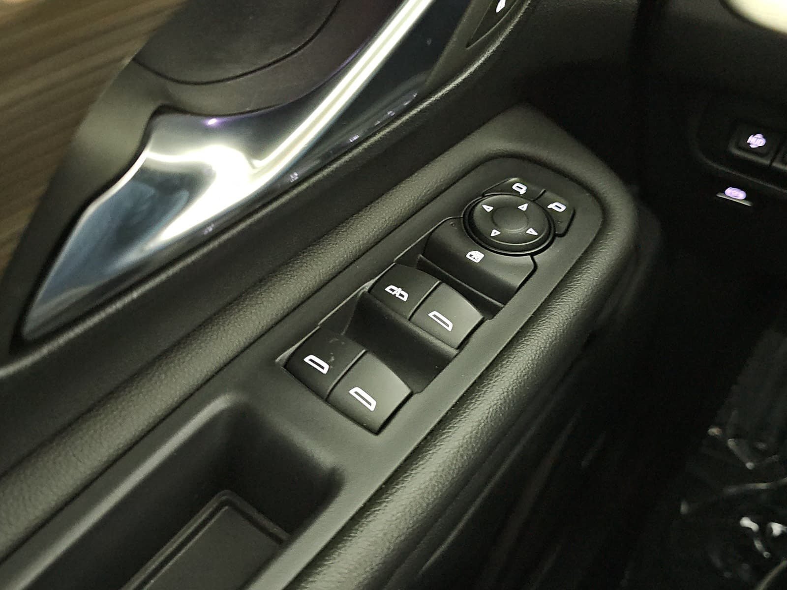 Used 2023 GMC Terrain Denali AWD/4WD image 26