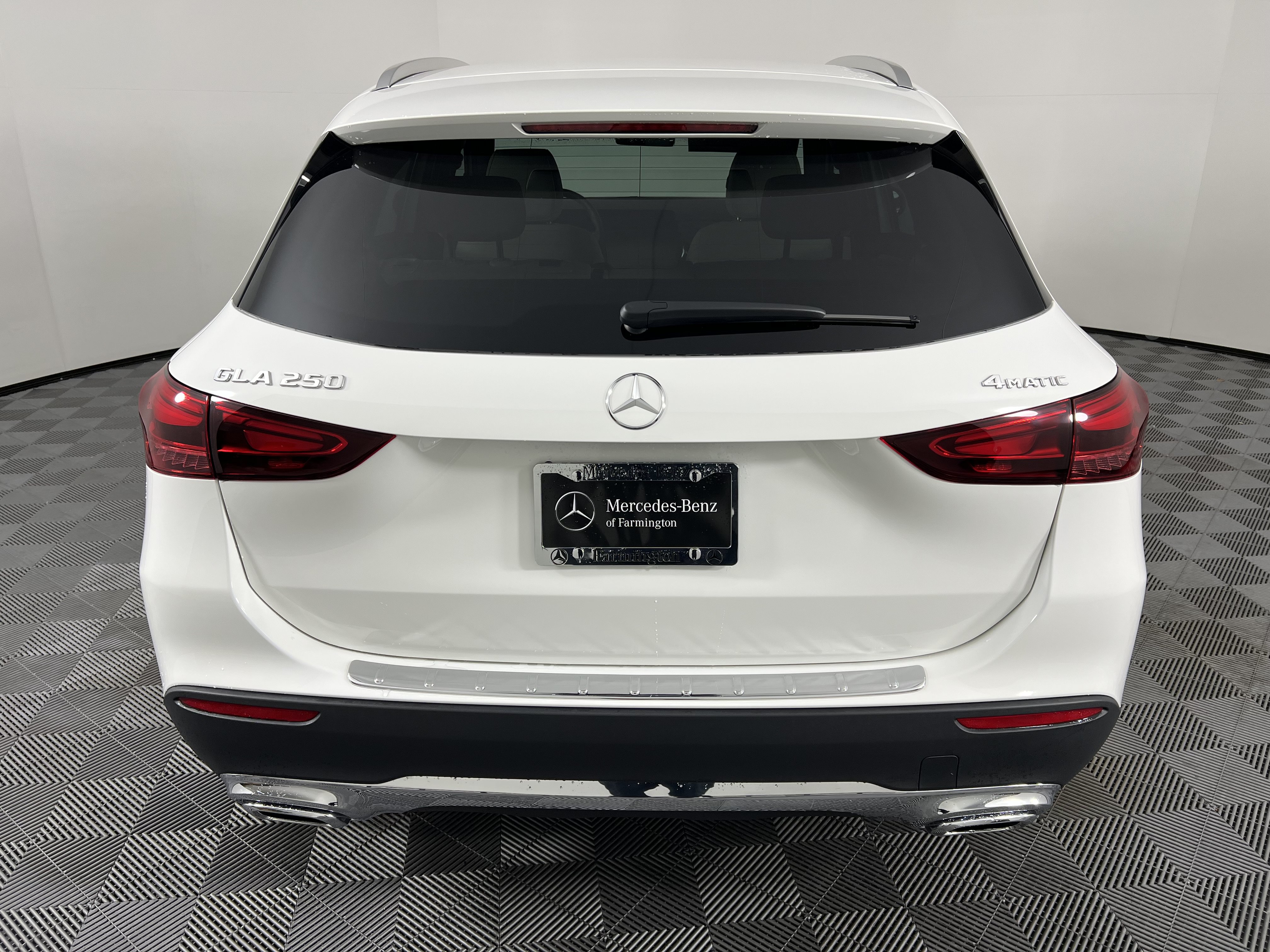 Used 2026 Mercedes-Benz GLA 250 4MATIC image 11