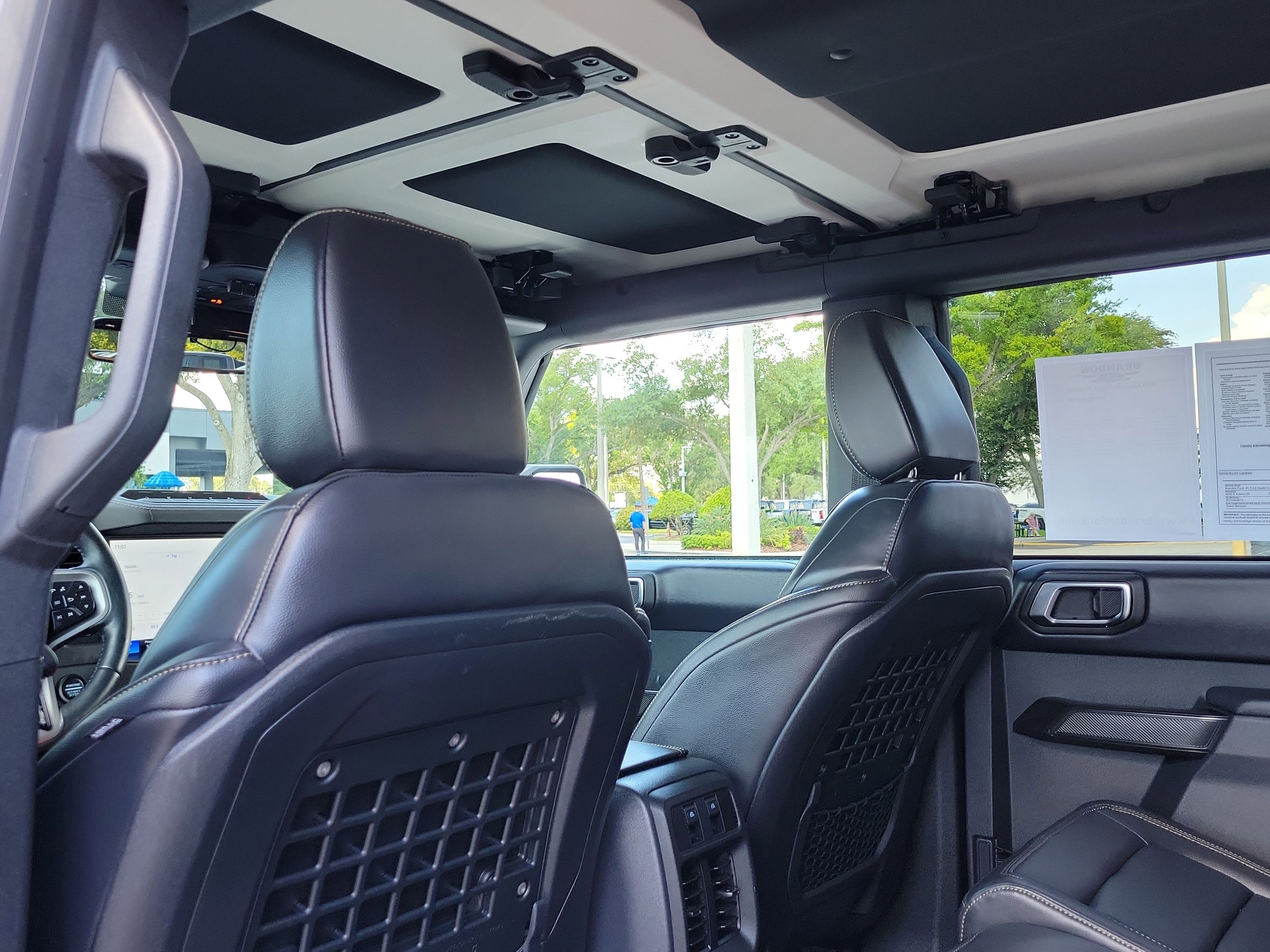 Certified 2025 Ford Bronco Badlands AWD/4WD image 12