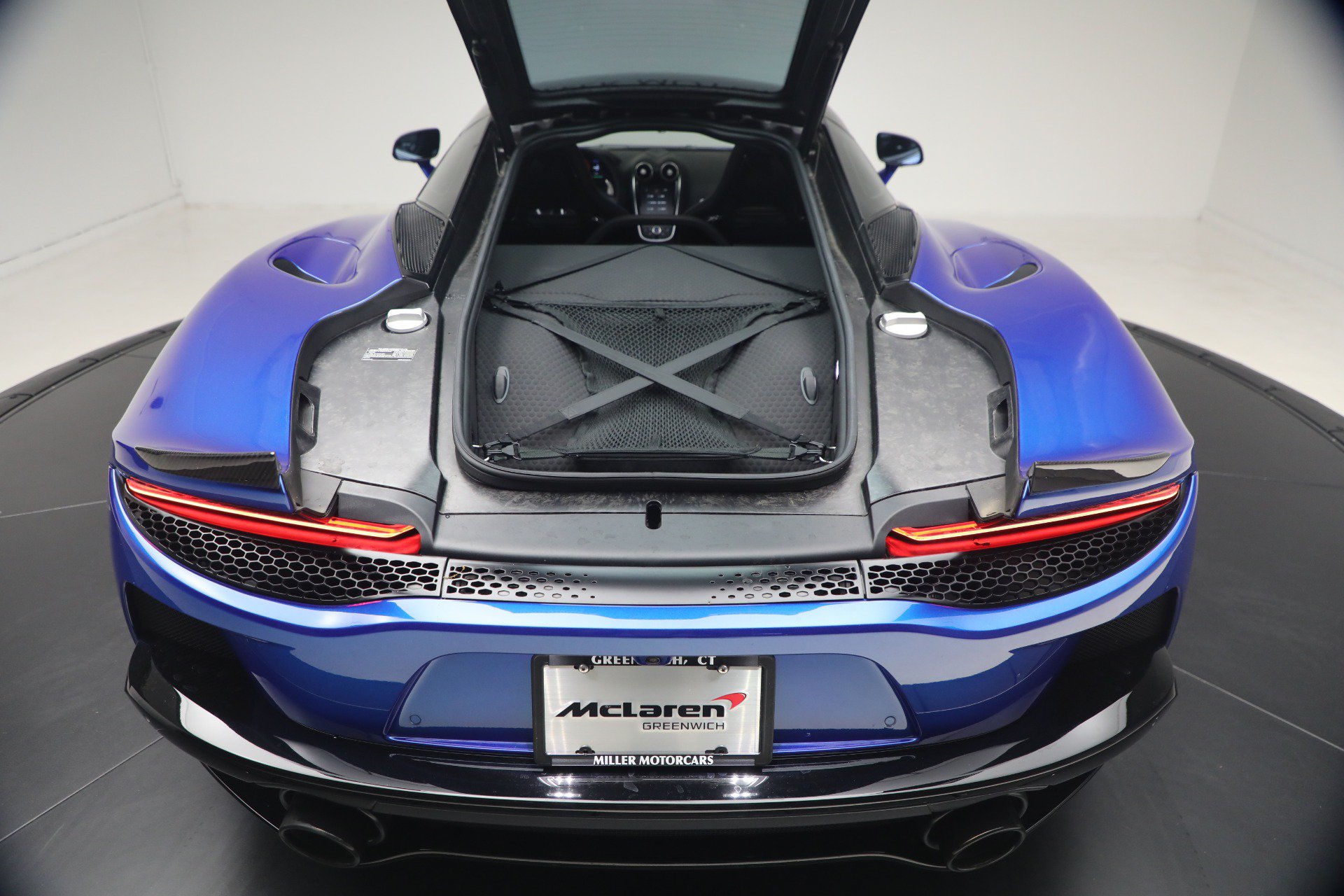 Used 2023 McLaren GT RWD image 39
