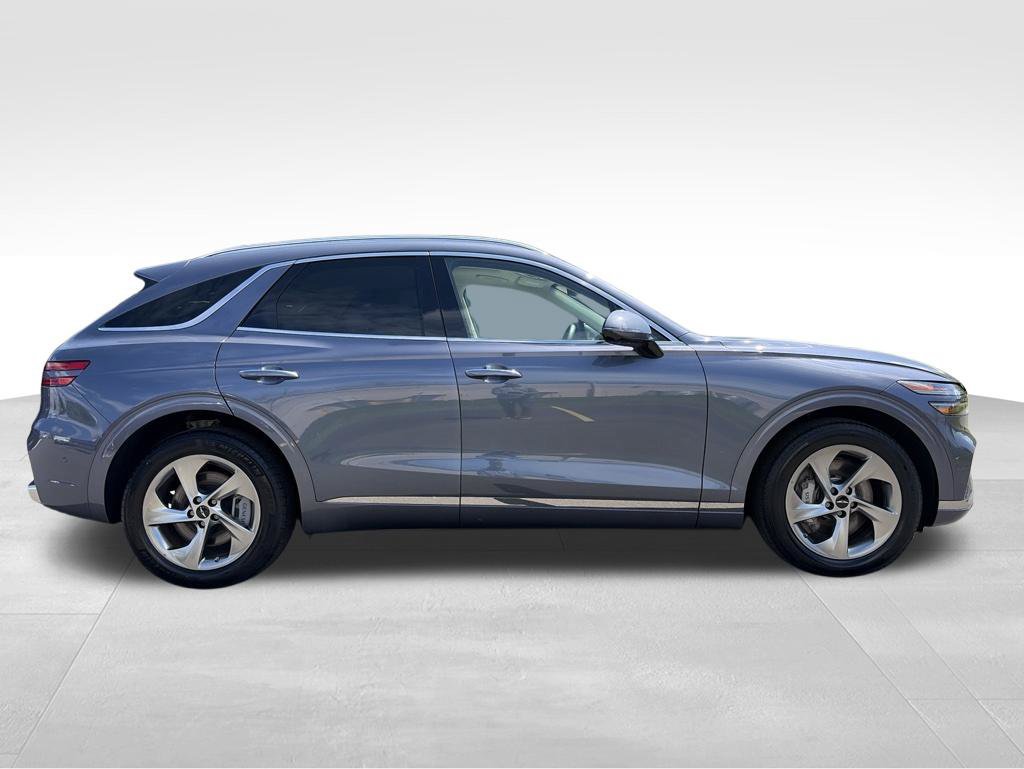 Used 2026 Genesis GV70 2.5T Advanced AWD/4WD image 2