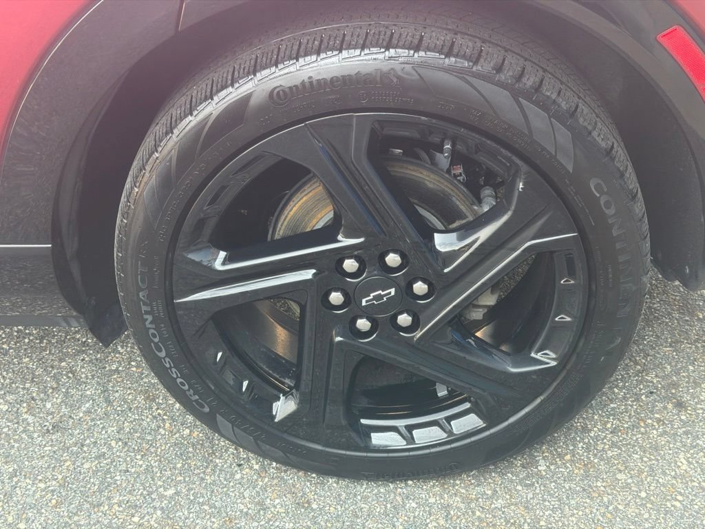 Certified 2024 Chevrolet Equinox EV RS FWD image 12