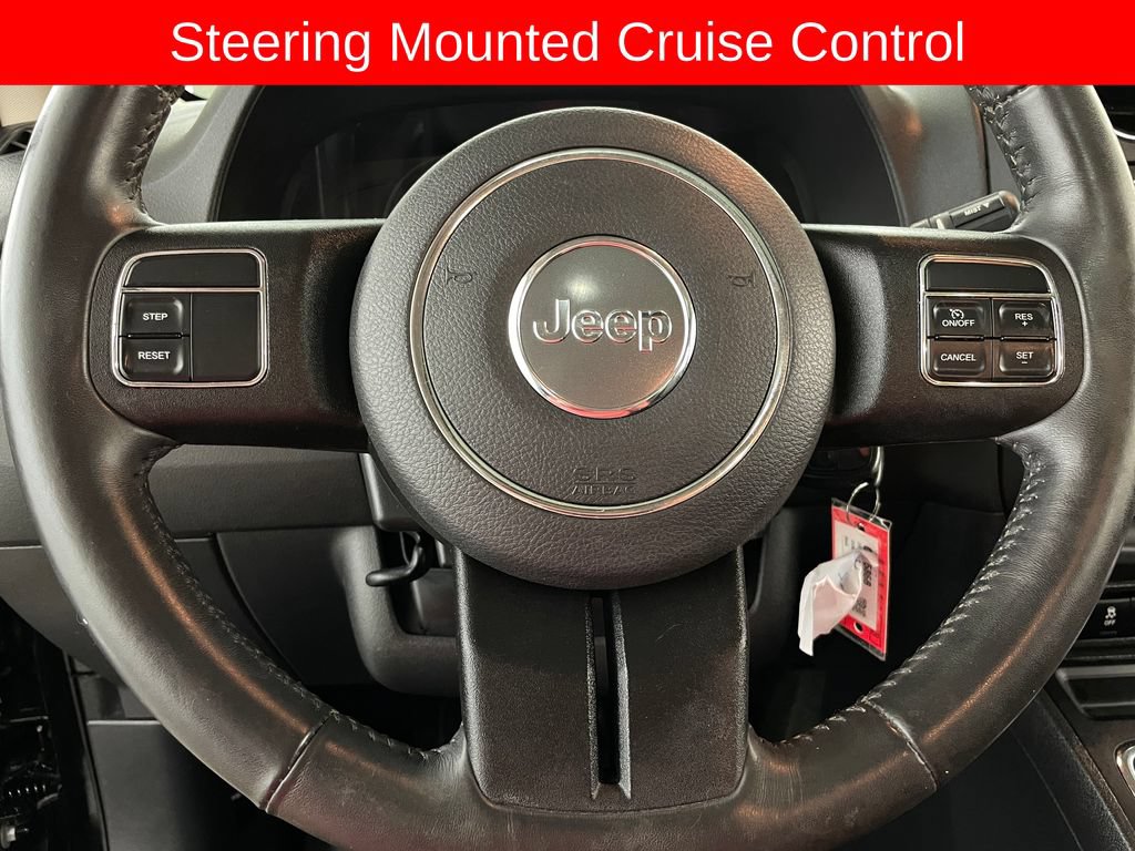 Used 2017 Jeep Patriot High Altitude AWD/4WD image 3