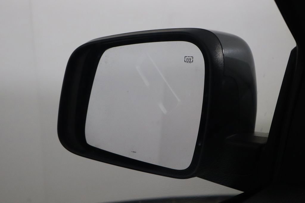 Used 2021 Dodge Durango SXT w/ 3rd Row Seating Group RWD image 39