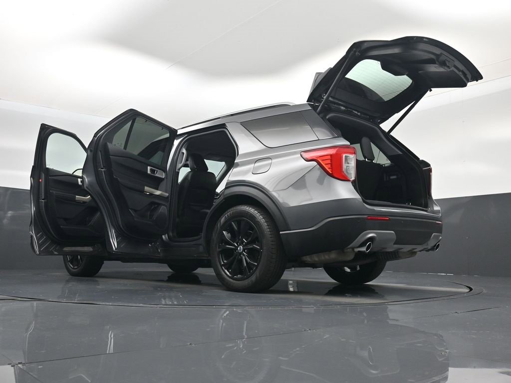 Used 2022 Ford Explorer Limited w/ Equipment Group 301A image 61