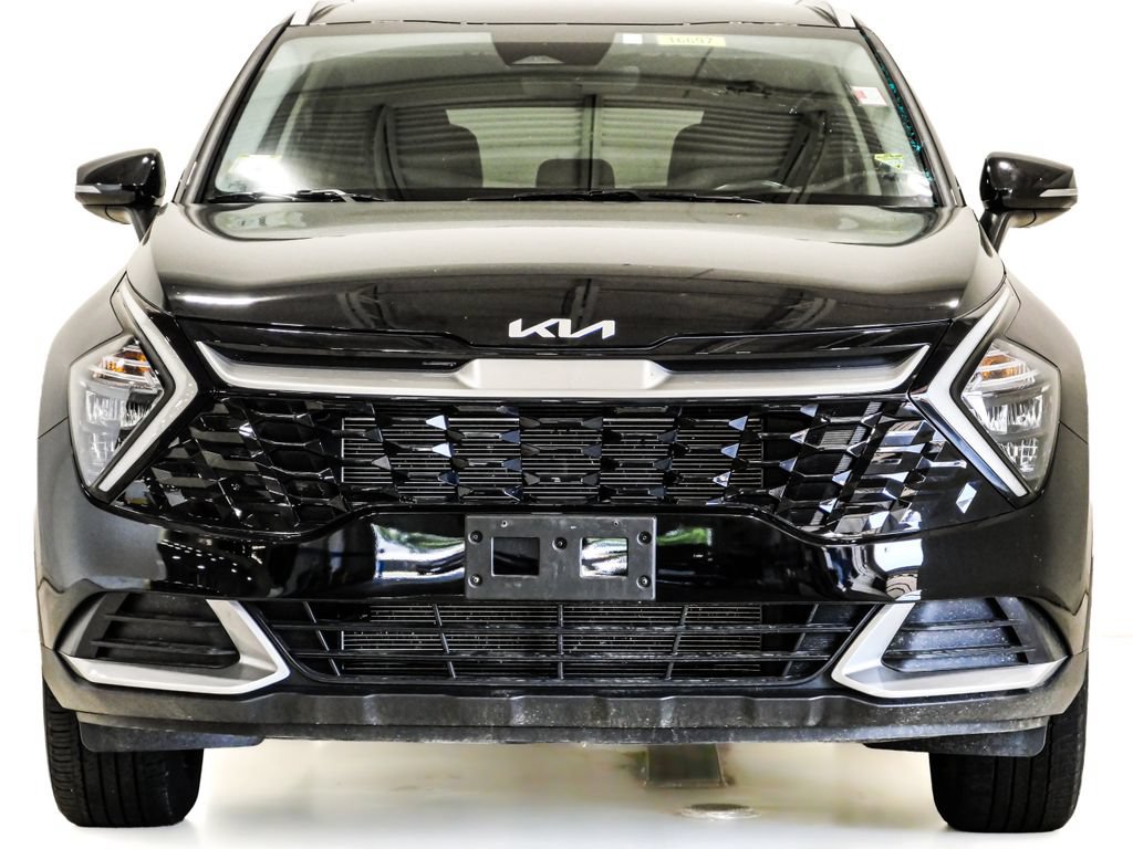 Used 2023 Kia Sportage EX AWD/4WD image 2