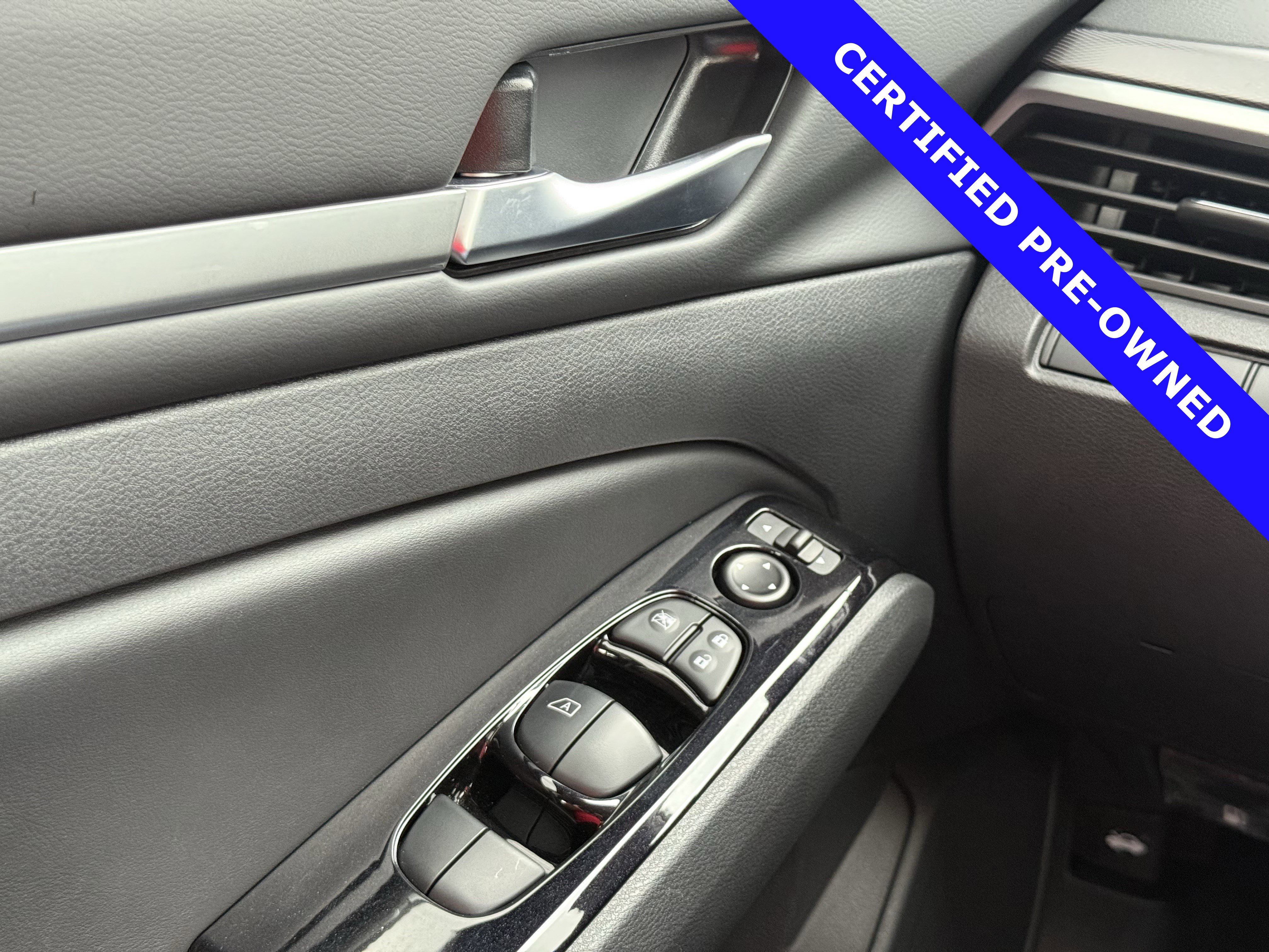 Used 2024 Nissan Altima 2.5 SR image 20