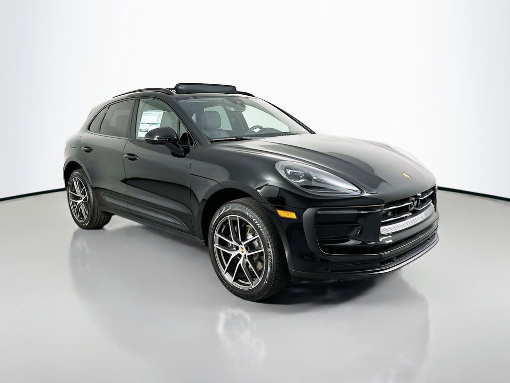 Certified 2026 Porsche Macan image 7