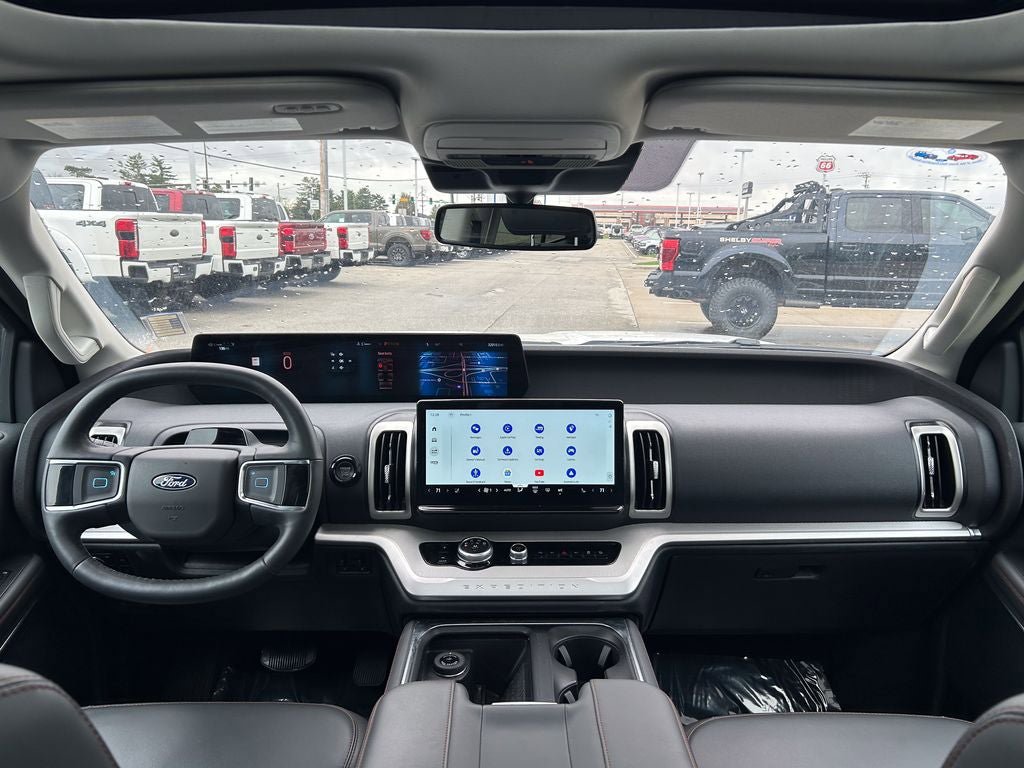 Certified 2025 Ford Expedition Active AWD/4WD image 43