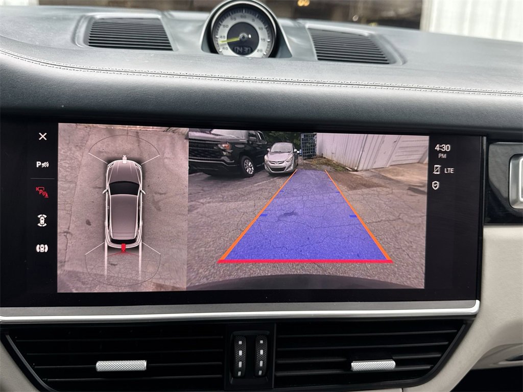 Used 2023 Porsche Cayenne Turbo S image 28