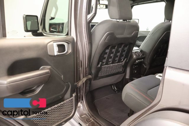 Used 2021 Jeep Wrangler Unlimited Rubicon AWD/4WD image 29