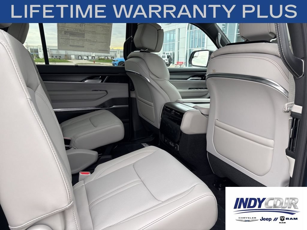 New 2026 Jeep Grand Wagoneer Summit AWD/4WD image 13