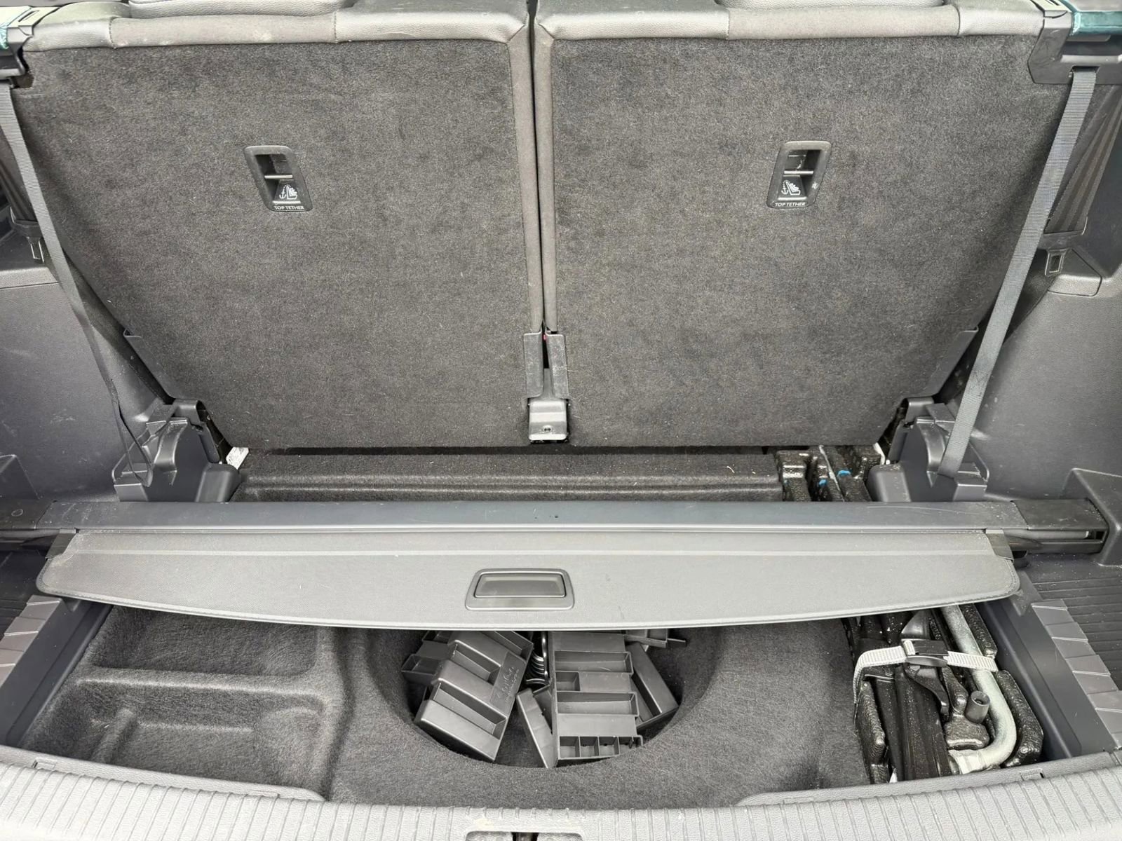 Used 2021 Volkswagen Atlas SE w/ Panoramic Sunroof Package FWD image 25