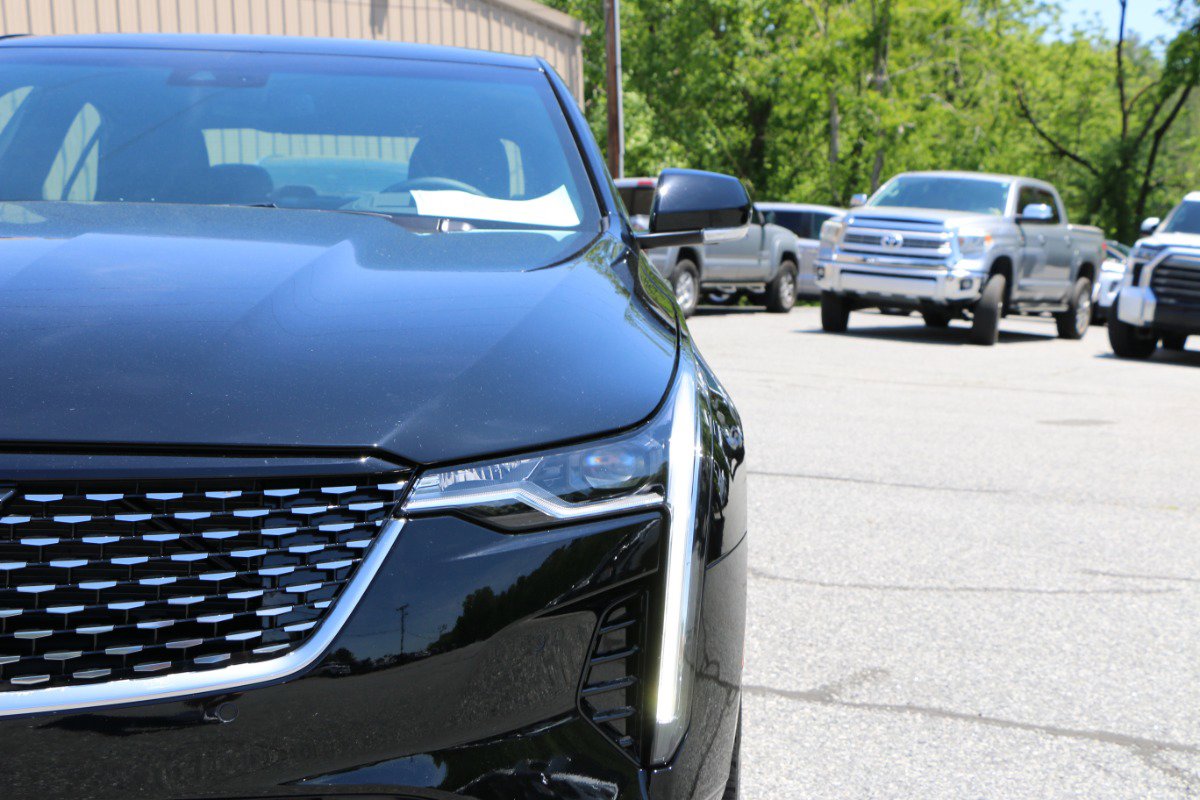 Used 2026 Cadillac CT4 Premium Luxury RWD image 13