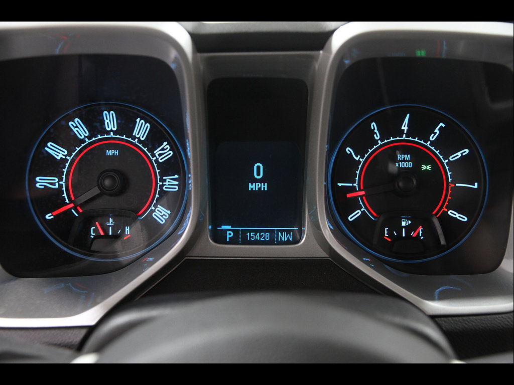 Used 2010 Chevrolet Camaro LT w/ RS Package RWD image 9
