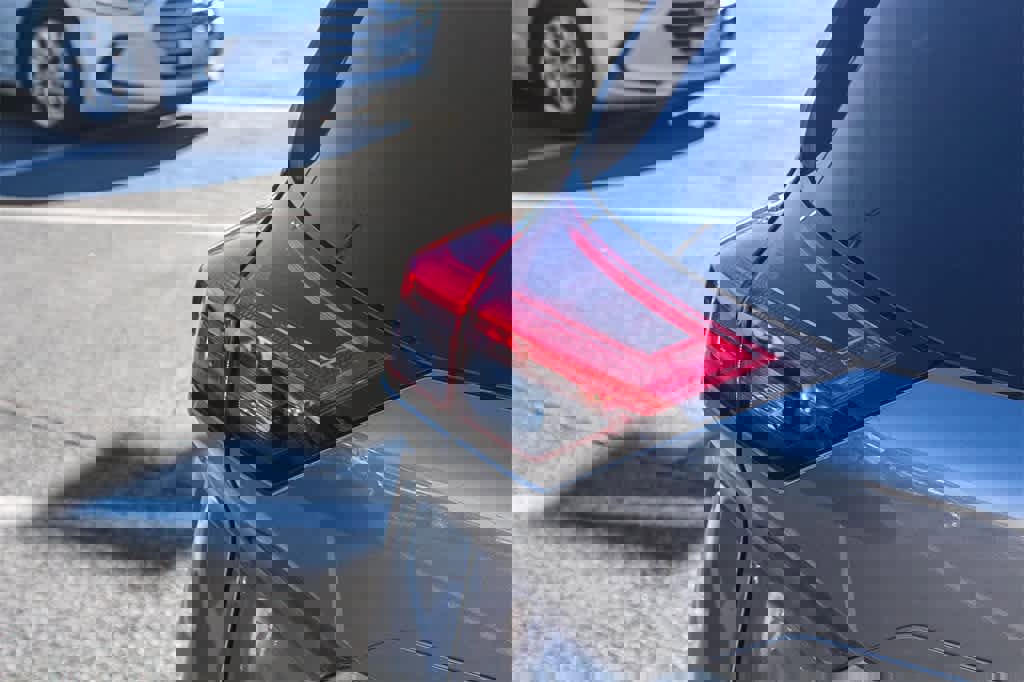 Used 2023 Nissan Rogue SV image 8