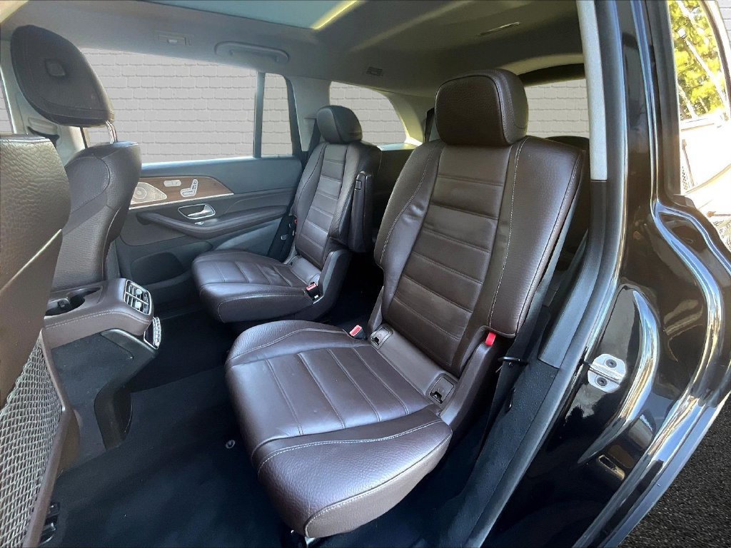 Used 2023 Mercedes-Benz GLS 450 4MATIC image 15