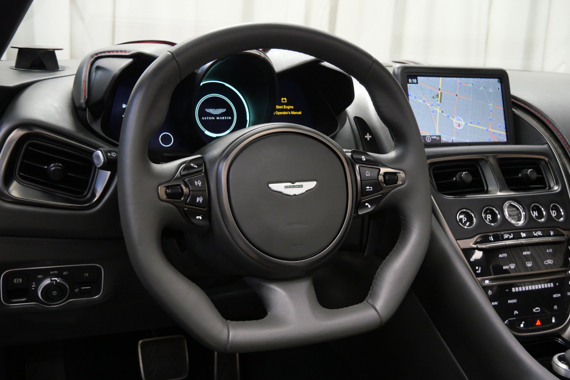 Used 2023 Aston Martin DBS Superleggera Volante image 15