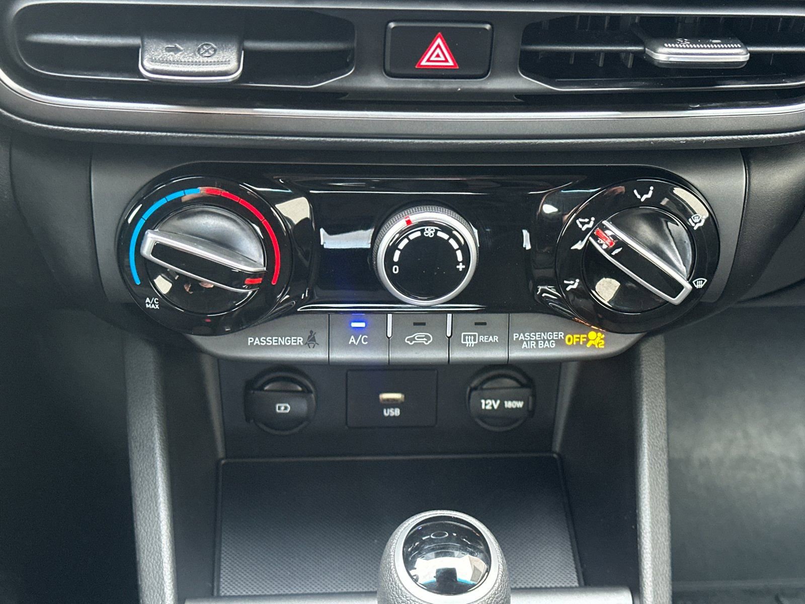 Certified 2023 Hyundai Kona SEL image 21