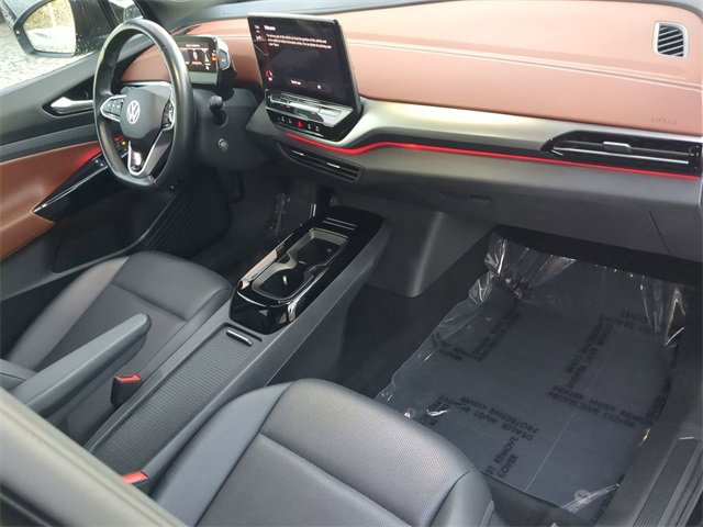 Certified 2021 Volkswagen ID.4 Pro S w/ Gradient Package image 12