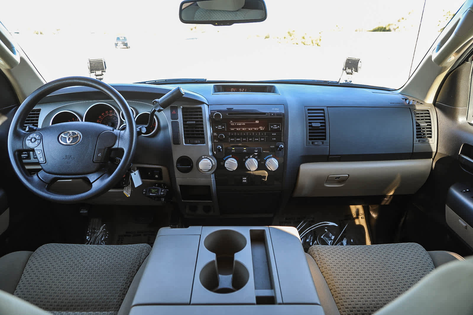 Used 2011 Toyota Tundra 2WD CrewMax w/ Tow Pkg image 12
