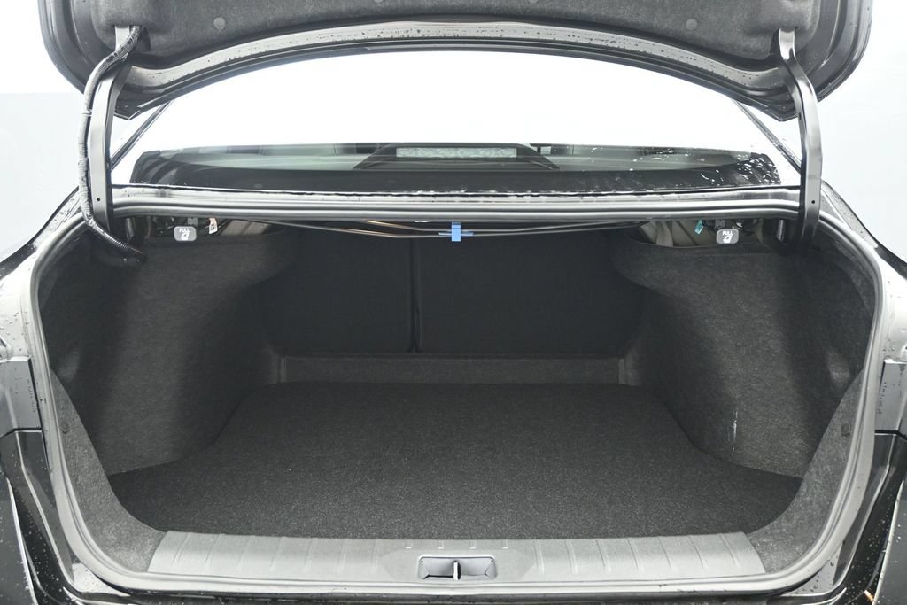 New 2026 Nissan Sentra SR w/ SR Premium Package FWD image 13
