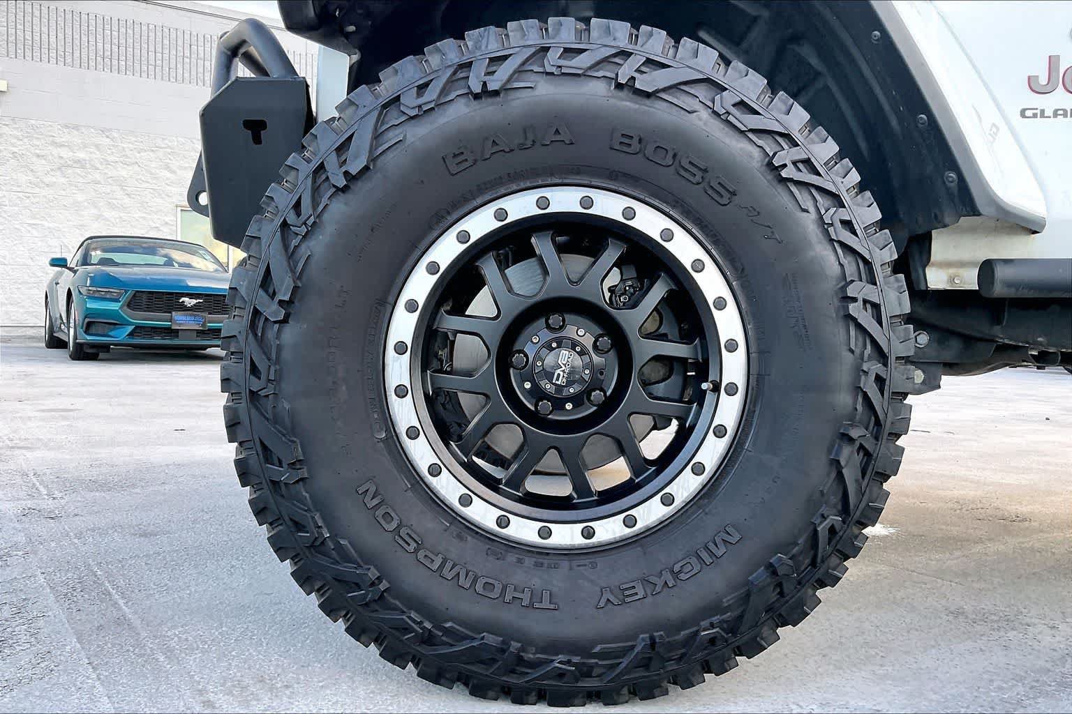 Used 2020 Jeep Gladiator Rubicon AWD/4WD image 8