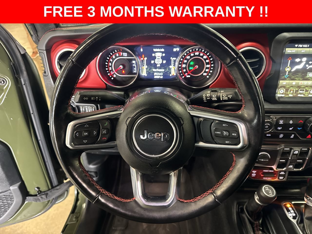 Used 2022 Jeep Wrangler Unlimited Rubicon w/ LED Lighting Group AWD/4WD image 15