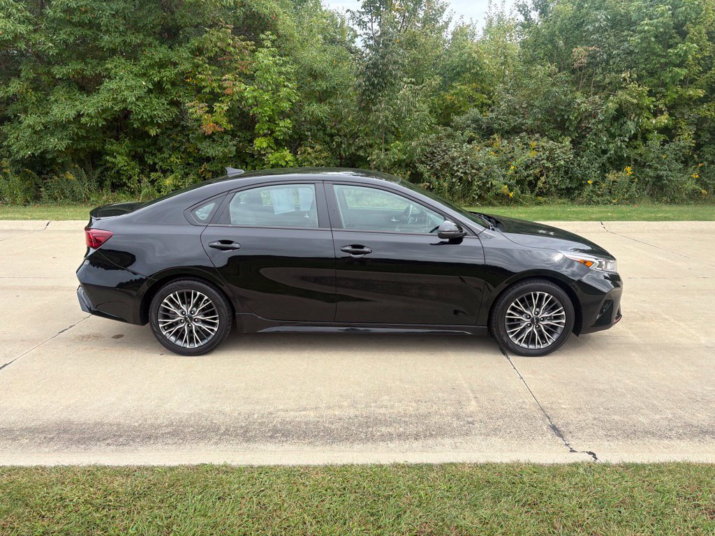 Used 2024 Kia Forte GT-Line FWD image 10