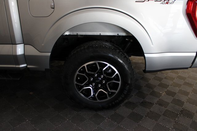 Used 2022 Ford F150 XLT w/ Equipment Group 302A High image 9