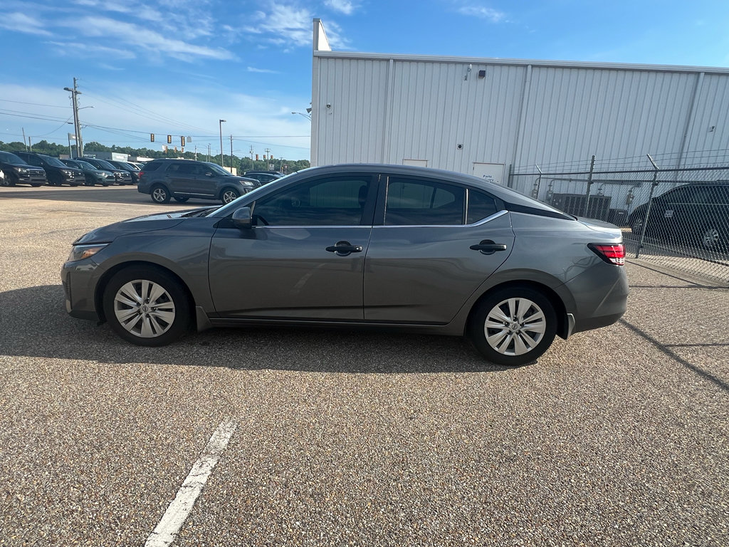 Used 2025 Nissan Sentra S FWD image 6