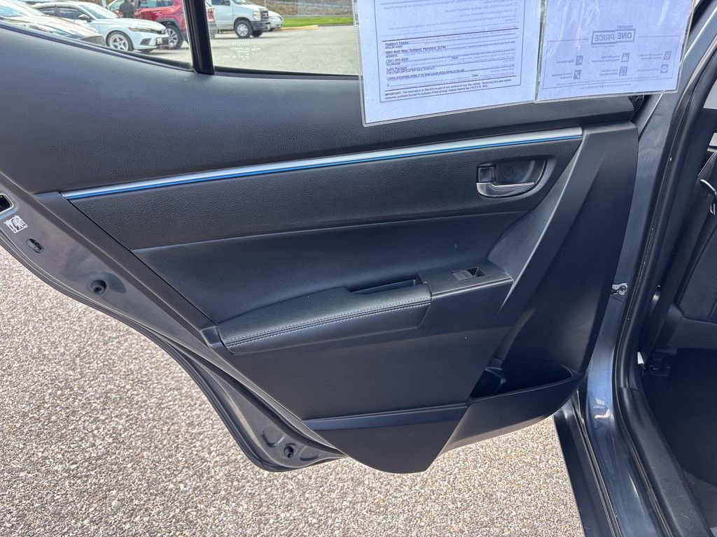 Used 2016 Toyota Corolla S image 39