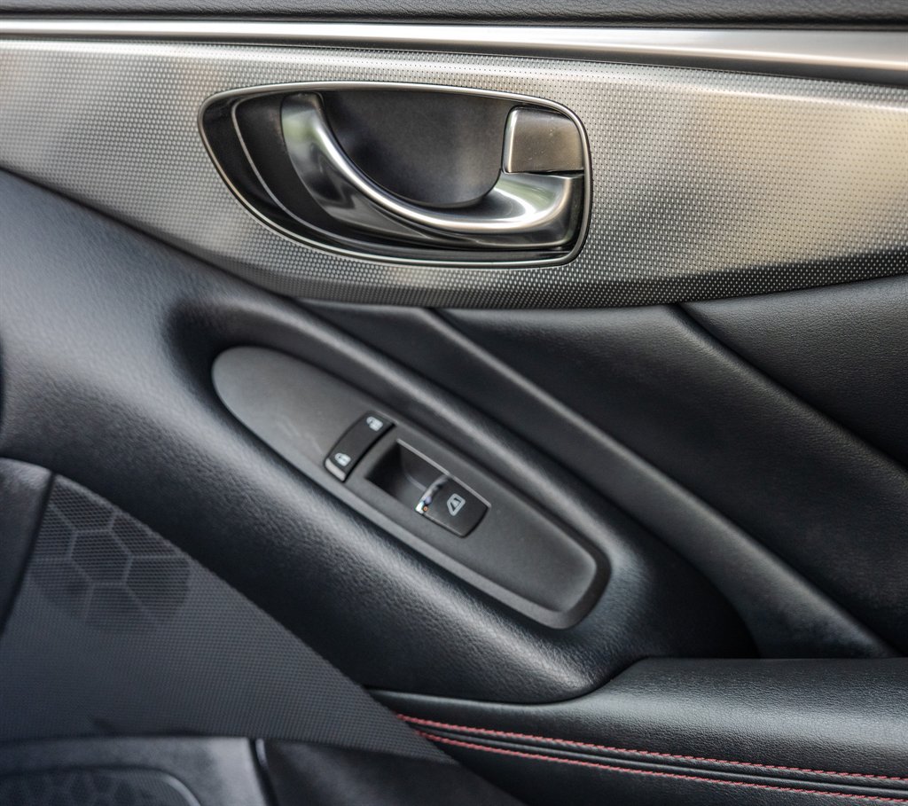 Used 2019 INFINITI Q50 Red Sport 400 AWD/4WD image 23