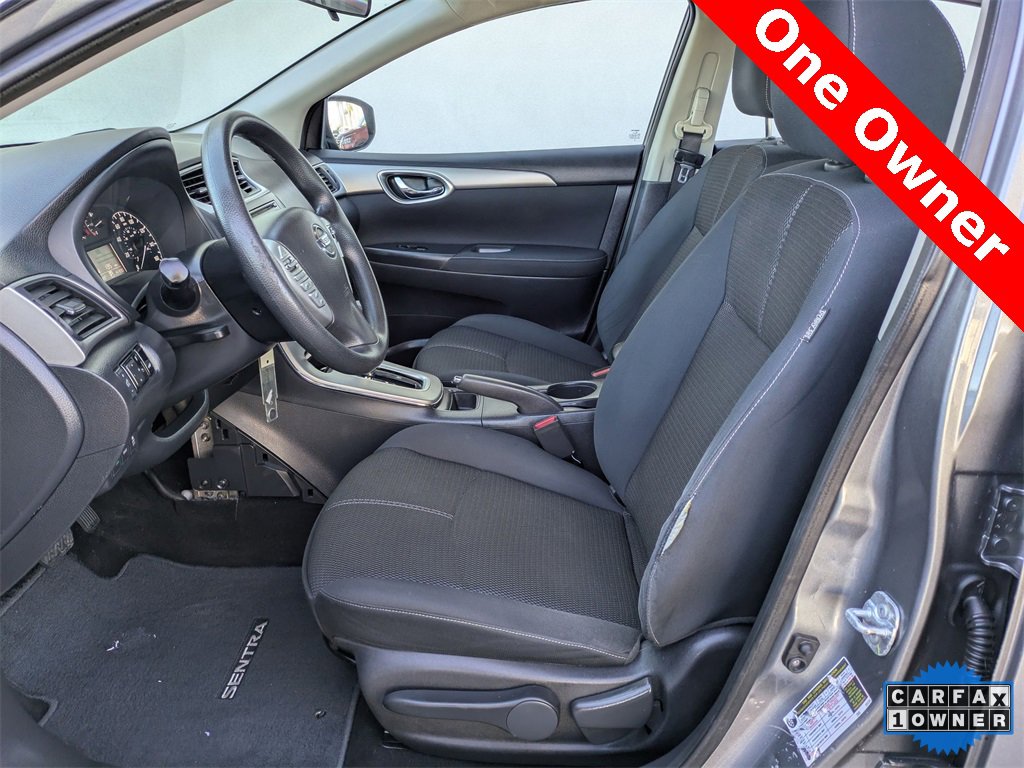Used 2015 Nissan Sentra S image 13