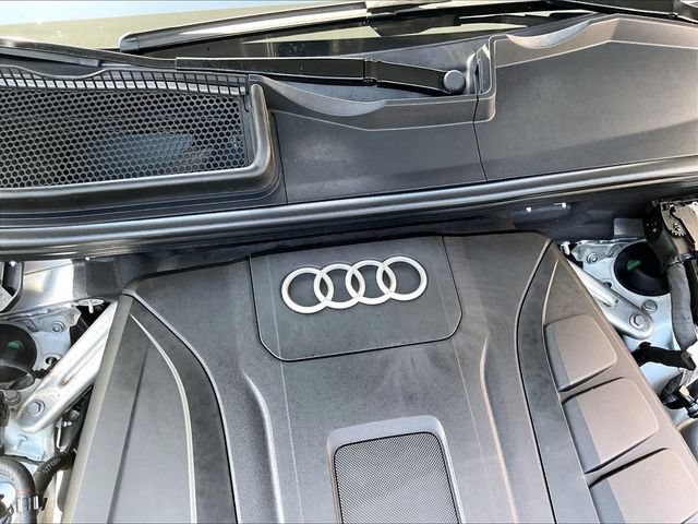 Used 2023 Audi Q7 2.0T Premium AWD/4WD image 32