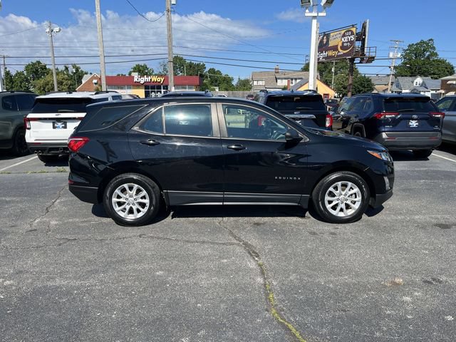 Used 2020 Chevrolet Equinox LS w/ LPO, Floor Liner Package FWD image 11