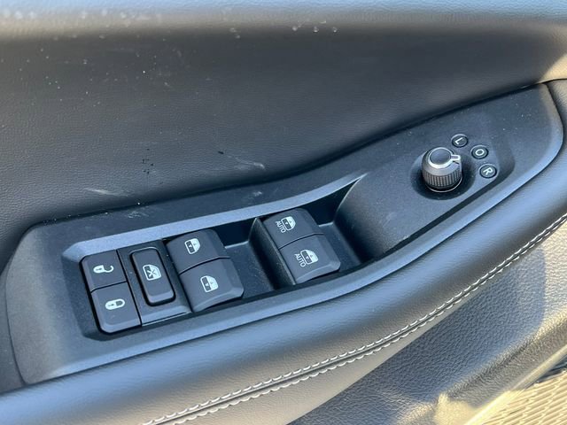 New 2025 Jeep Grand Cherokee L Limited image 16