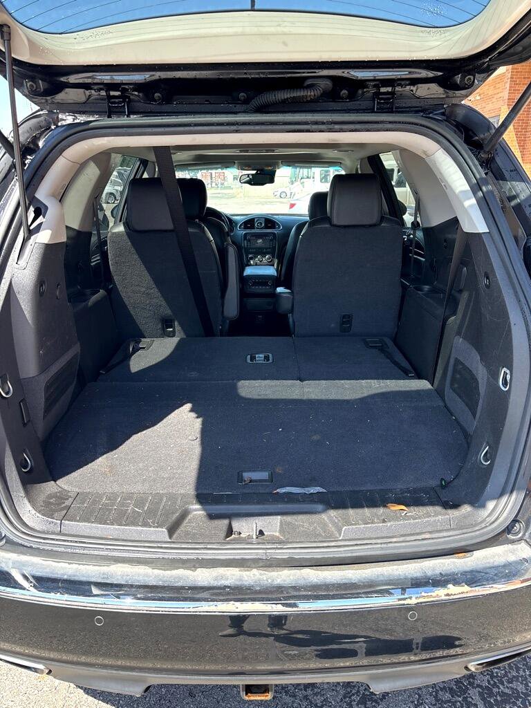 Used 2016 Buick Enclave Leather w/ Trailering Package image 12