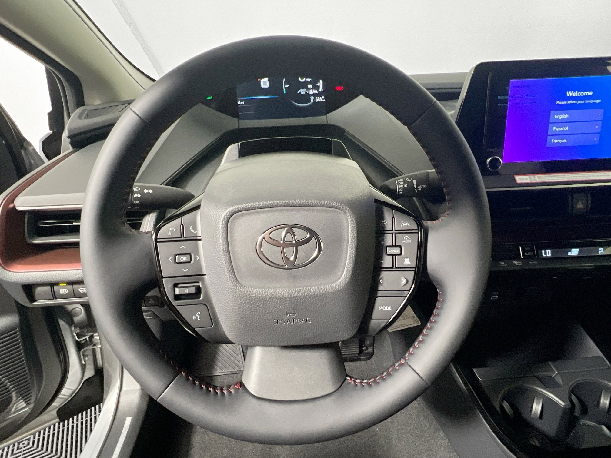 New 2026 Toyota Prius Plug-In Hybrid FWD image 17