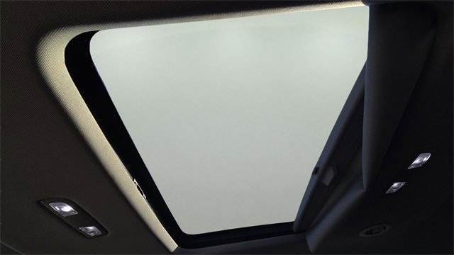 Used 2020 Buick Enclave Avenir w/ Avenir Technology Package image 28