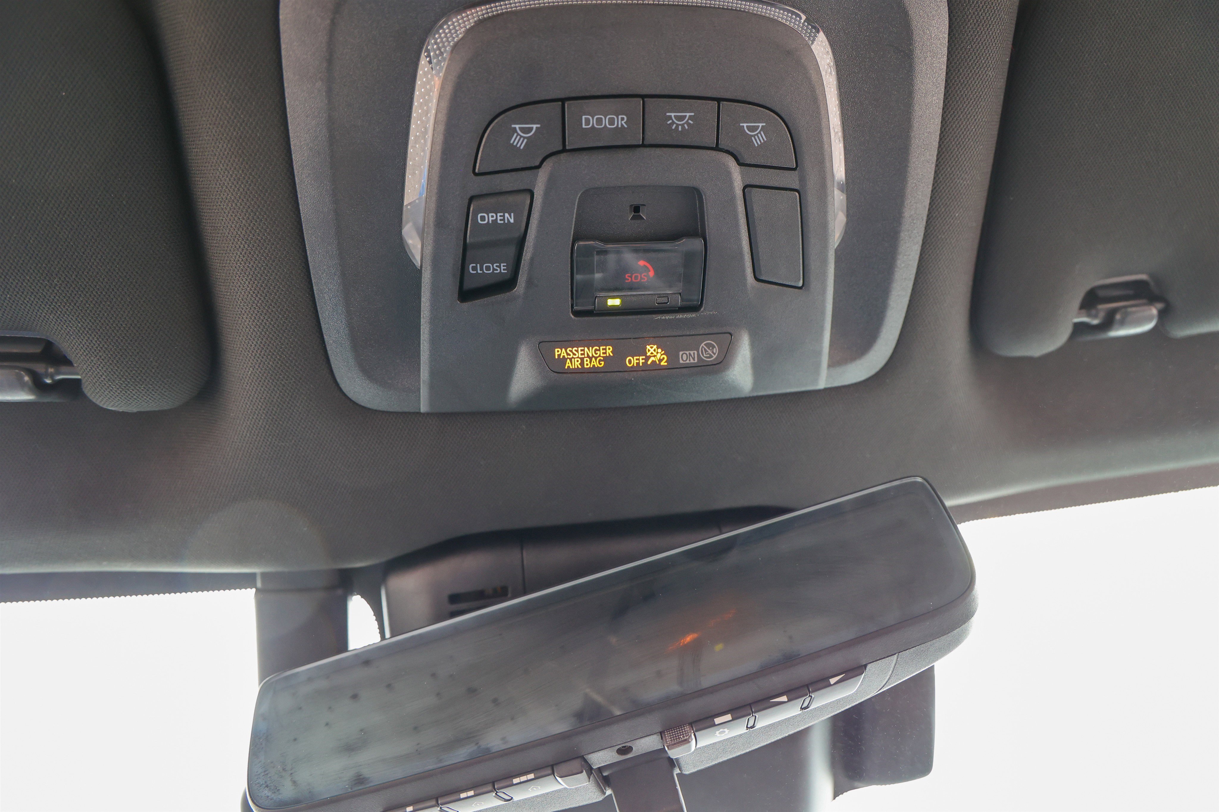 Certified 2025 Toyota Crown Signia w/ Advanced Technology Package image 29