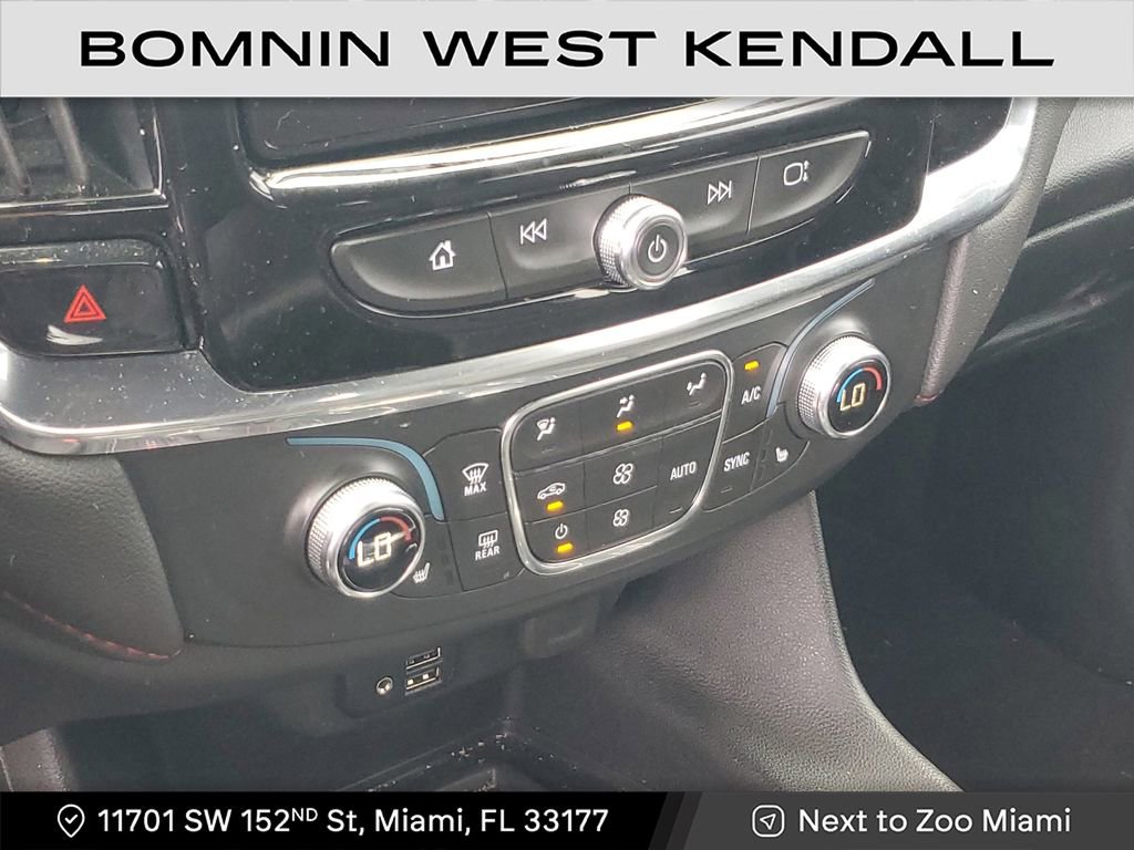 Used 2023 Chevrolet Traverse RS image 29